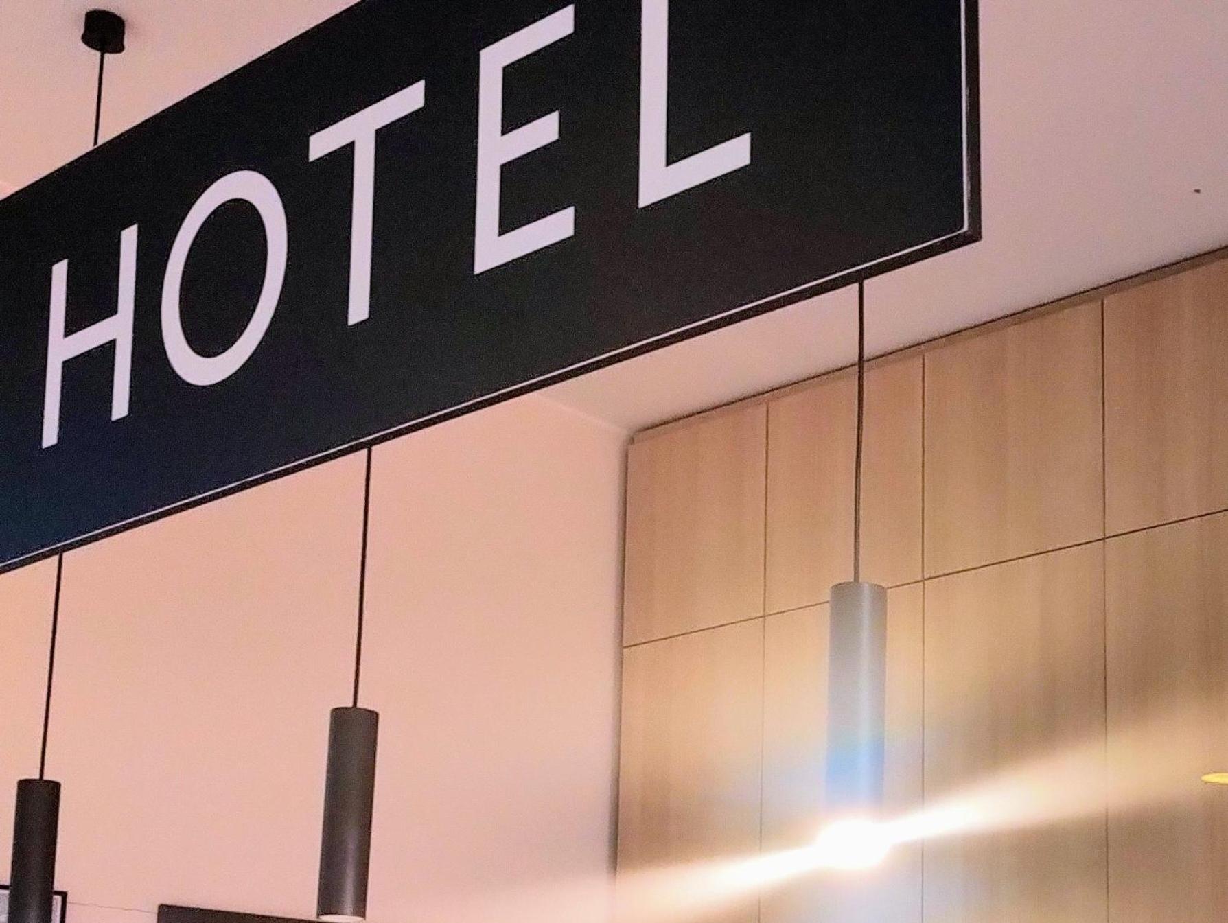 Hotel Fairplayce Poznań Esterno foto