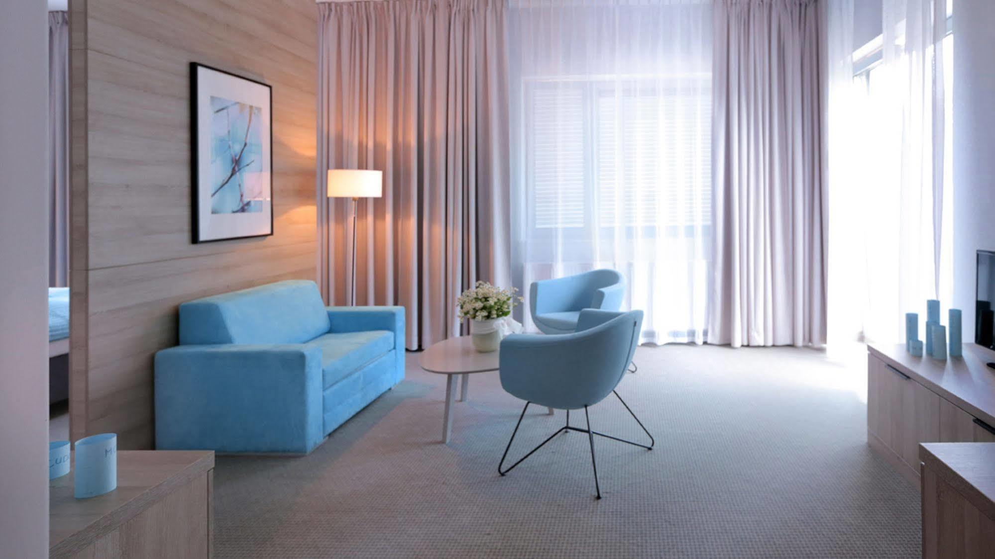 Hotel Fairplayce Poznań Esterno foto