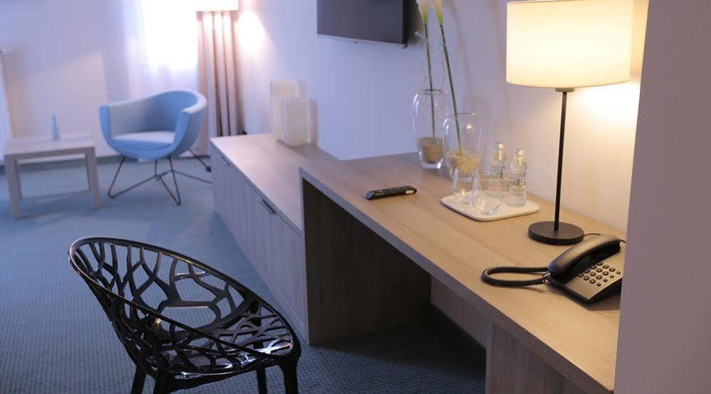 Hotel Fairplayce Poznań Esterno foto