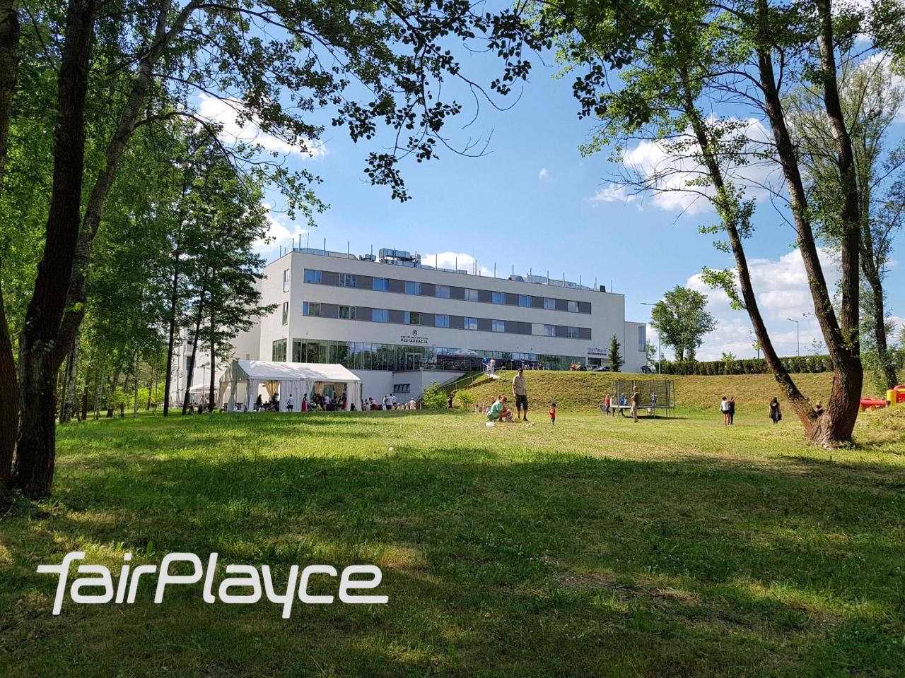 Hotel Fairplayce Poznań Esterno foto